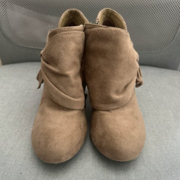 NWT RUE 21 Bow Heel‎ - Picture 3 of 5